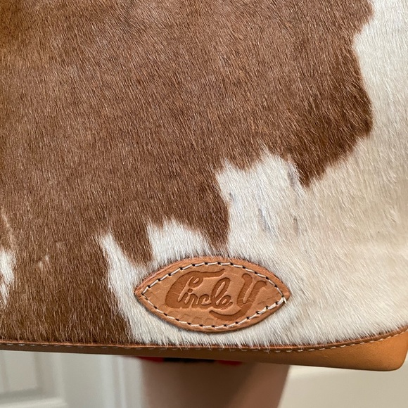 Beautiful Circle Y of Yoakum Cowhide Purse. Handmade. Vintage. NWT - Picture 12 of 12